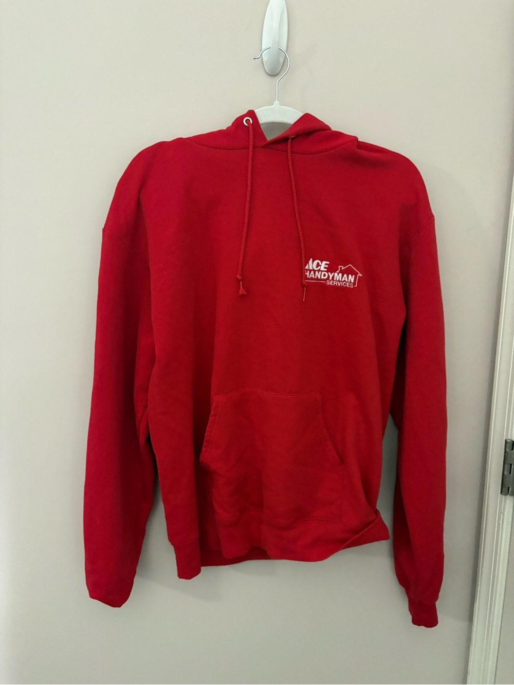 Champion Eco Authentic Ace Handyman Services Red Pullover Hoodie Men’s Medium